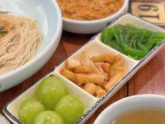 -裕兴记•蟹黄面馆(人民广场店)