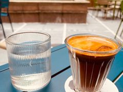 -潮一不贰·法式甜品·生日蛋糕·西式简餐(外滩店)