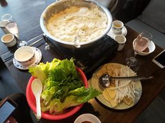 -夏屿湖畔.落日湖景餐厅(普者黑景区店)