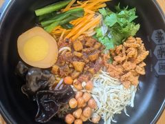 -桥香园云南过桥米线(红龙井店)