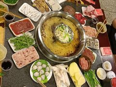 -邓莽子老火锅(中兴路总店)