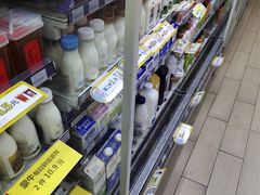 -全家便利店(愚园店)