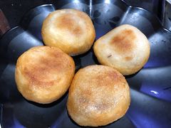 -果松木炭酸菜铜火锅·外婆参鸡汤