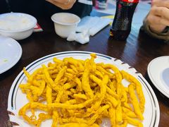 -雪乡人家东北菜·铁锅炖一切(高斯路店)