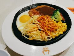 -汤姆家的牛排意面披萨(新城市广场店)
