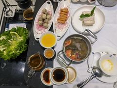 -红鼎豆捞·非遗鲍皇汤火锅(宝丰路店)