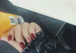 -进巍美甲美睫店