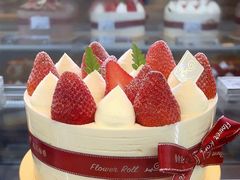 -花花卷卷·鲜食蛋糕(静安久光百货店)
