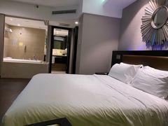 -南京新街口桔子水晶酒店