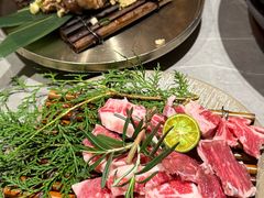 -草家酱蟹炭火烤肉店(珲春南路一店)