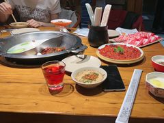 -东巴婆婆云南鱼豆花火锅(大东门店)