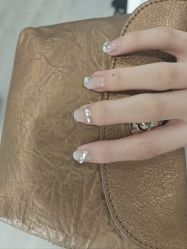 -UMl Nail 尤米美甲美睫半永久
