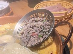 -洱火云南酸菜牛肉火锅(石景山当代商城店)