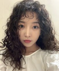 -MOVAN  HAIR莫凡匠人发型屋