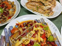 -四川小胡子海鲜(丁村万人海鲜广场店)