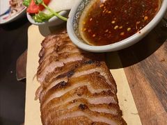 烧猪颈肉-大头虾越式风味餐厅(光明广场店)