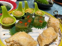 菊花点心拼盘-谭厨中山传家菜.乳鸽.脆鲩鱼(华强北中航城店)