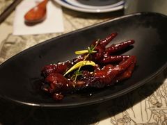 吮指鸡爪-桂满陇天书(南京德基旗舰店)