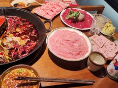 -巴隆门重庆老火锅(太湖路店)