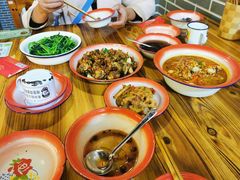-老三样·美食研究中心(世贸路店)