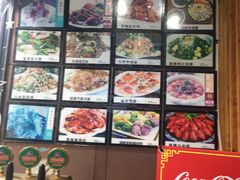 -老东镇啤酒屋海鲜加工·蒸汽海鲜·海鲜烧烤(台东店)