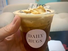 慵懒客厅-HUGS coffee(东区店)