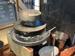 -呷佬·长沙手工米粉(金沙江路店)