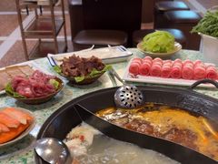 -鸿姐老火锅(疁城新天地店)