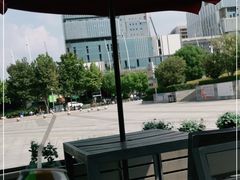 -紫荆广场·花漫里