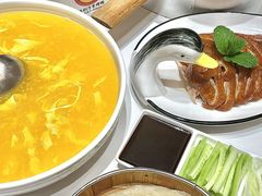 -梅利汴京烤鸭•开封豫菜地标店(东大街店)
