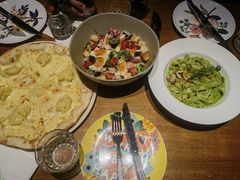 -JINNS锦时 steak&pizza(浸信会礼拜堂旧址店)