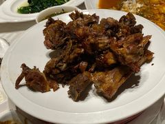 -湖庭壹品鸭王·传统北京烤鸭·别墅私房菜·庭院宵夜(江宁店)