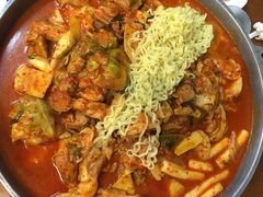 -亲昵春川鸡排(韩国美食街店)