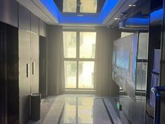 -粤塔x电竞酒店(深圳龙华大浪后浪新天地店)