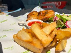 -JINNS锦时 steak&pizza(浸信会礼拜堂旧址店)