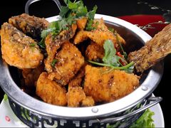 -三江源美食城