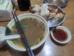 -黄阿姨锅贴大王(万航渡路店)