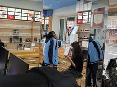 -豪门视光·星趣控·蔡司依视路眼镜代理商(中央大街店)