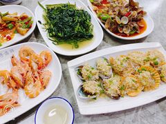 -四川小胡子海鲜(丁村万人海鲜广场店)