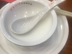 -周鱼小馆石锅酸菜鱼(活力汇店)