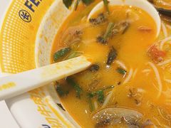 -粉小主·贵州酸汤牛肉粉(南京仙林金鹰店)