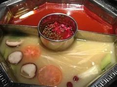 -佬土鹅肠火锅(解放路店)
