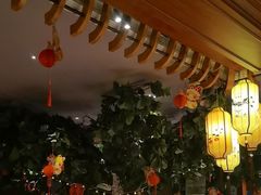 -八府香鸭·啫啫煲(华山路店)