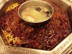 -山城年华老火锅(玉林店)