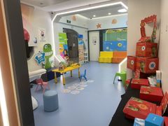 -极橙儿童齿科矫正中心(奥城店)