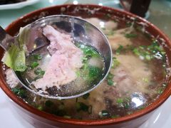 钵仔土猪汤-粤西稻里(富力路店)