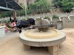 -梁家河村红色旅游区