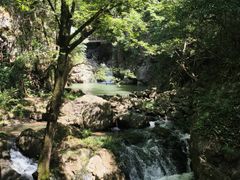 -百丈飞瀑
