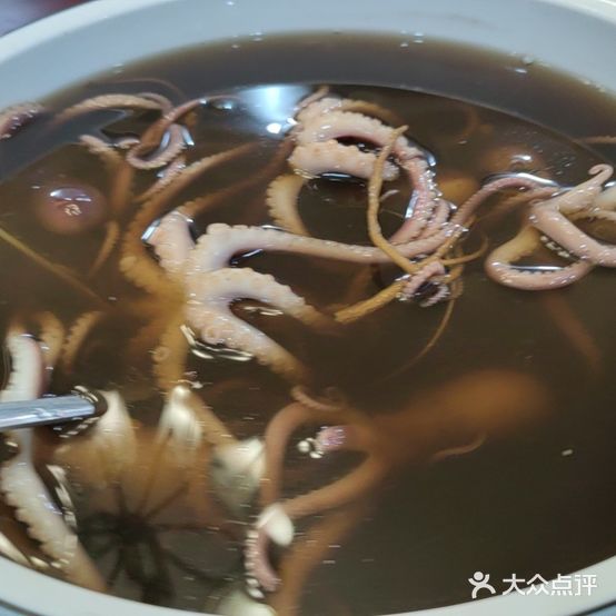 海中游海鲜市场