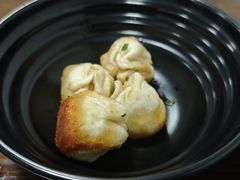 特色葱煎包-赵宝美煎包店